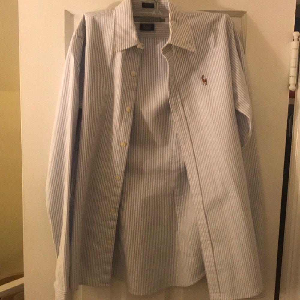 Ralph Lauren Button down top!!